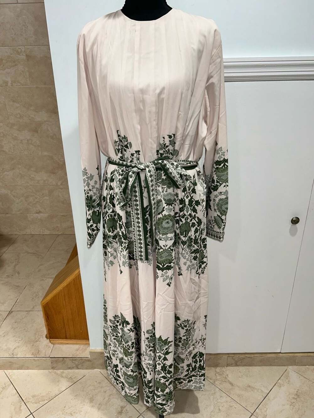 Malou Femmes Placement Floral Print Long Sleeve Maxi Dress